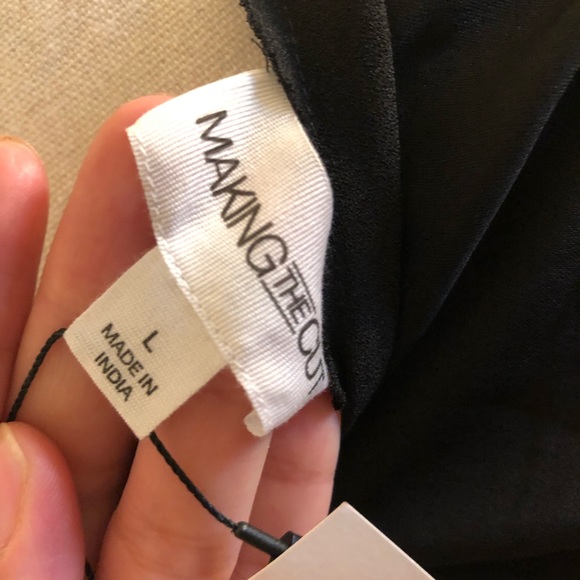 Making the Cut Black Loose Dress - Picture 12 of 13